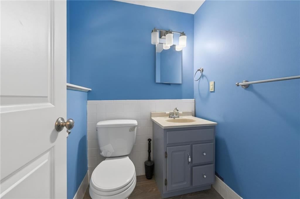 5524 NW Raintree Drive — photo 30
