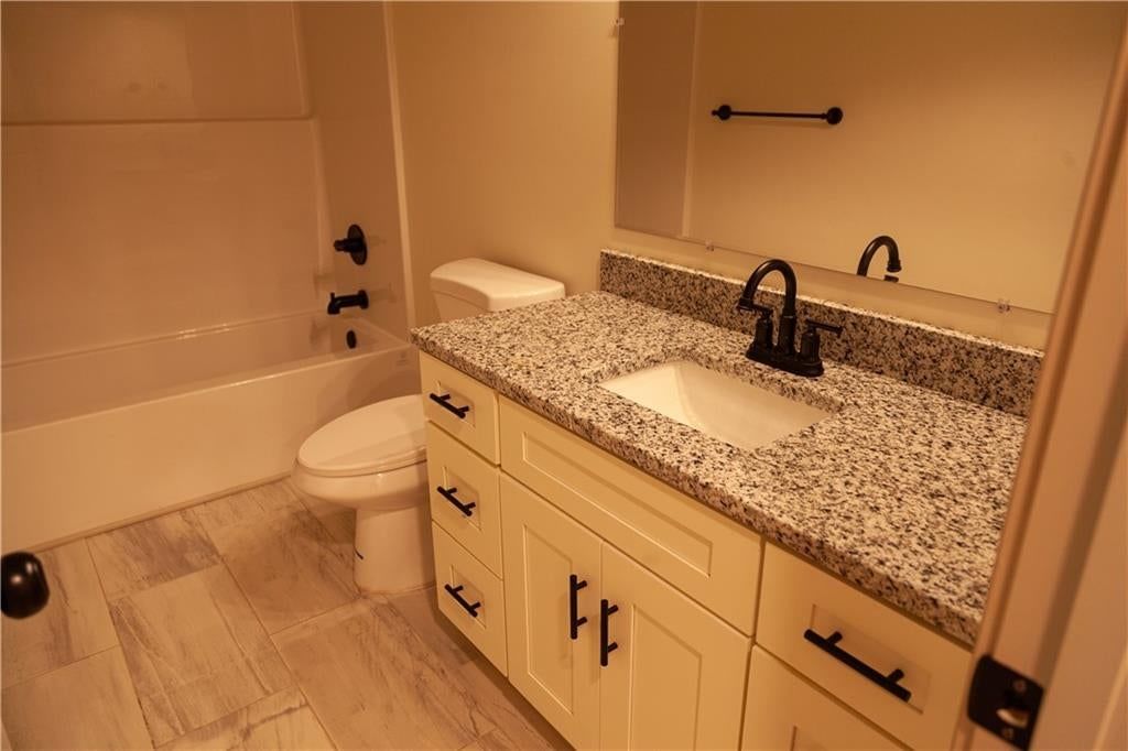 1336 S Pope Avenue — photo 44