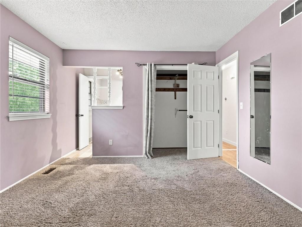 3704 N Woodland Avenue — photo 16