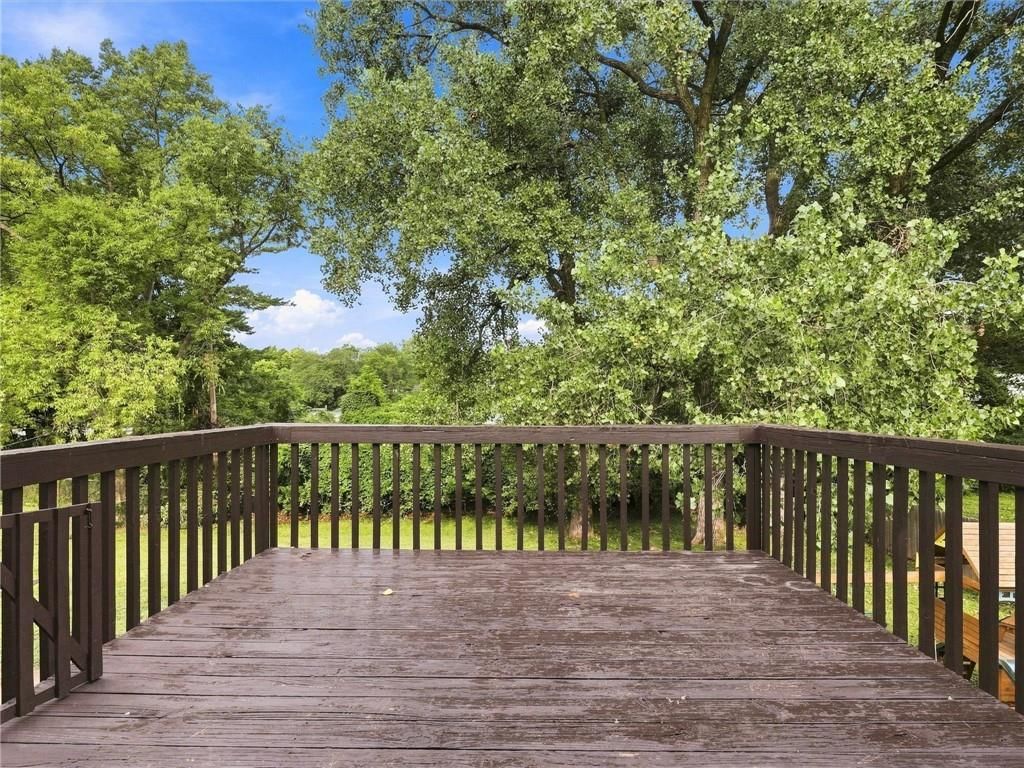 3704 N Woodland Avenue — photo 25
