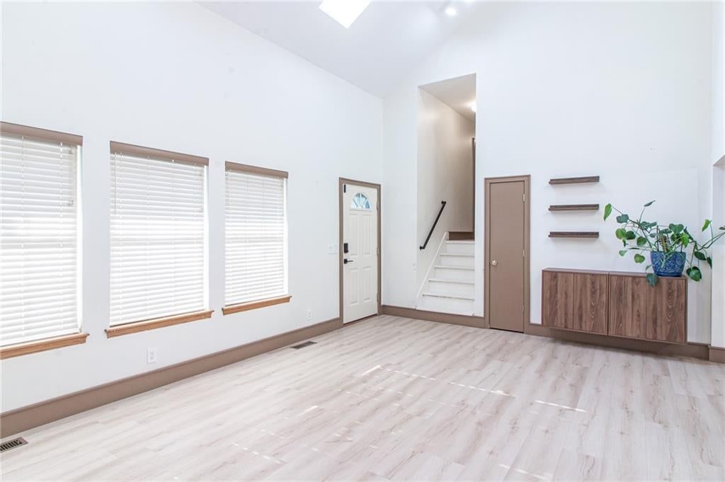 1333 NE Grand Avenue — photo 2
