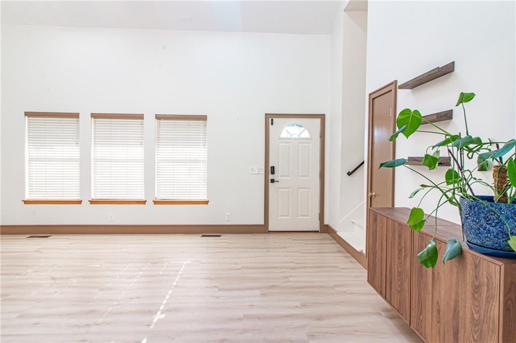 1333 NE Grand Avenue — photo 5