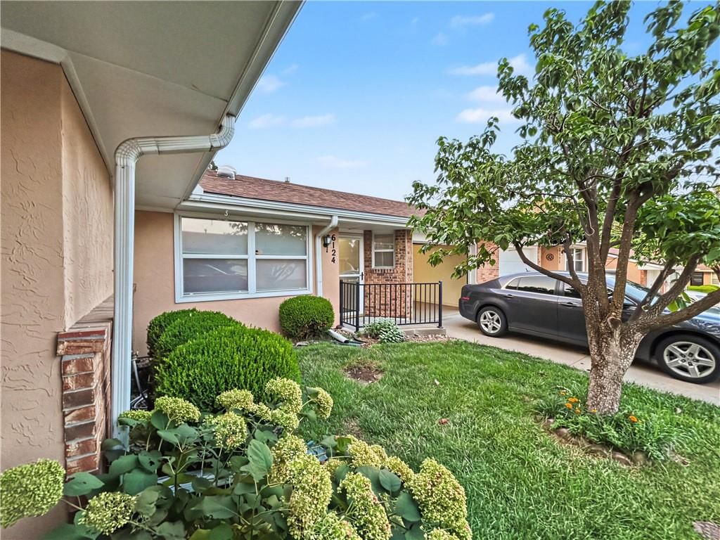 6124 Ash Court — photo 2