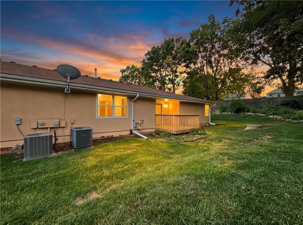 6124 Ash Court — photo 17