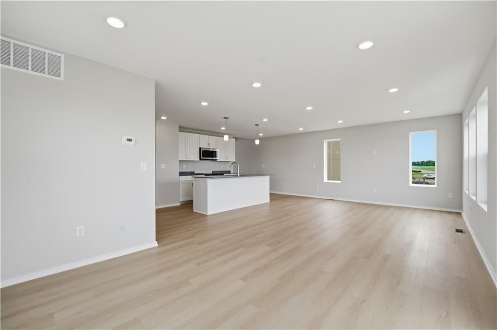 1328 SE Windbreak Drive — photo 10