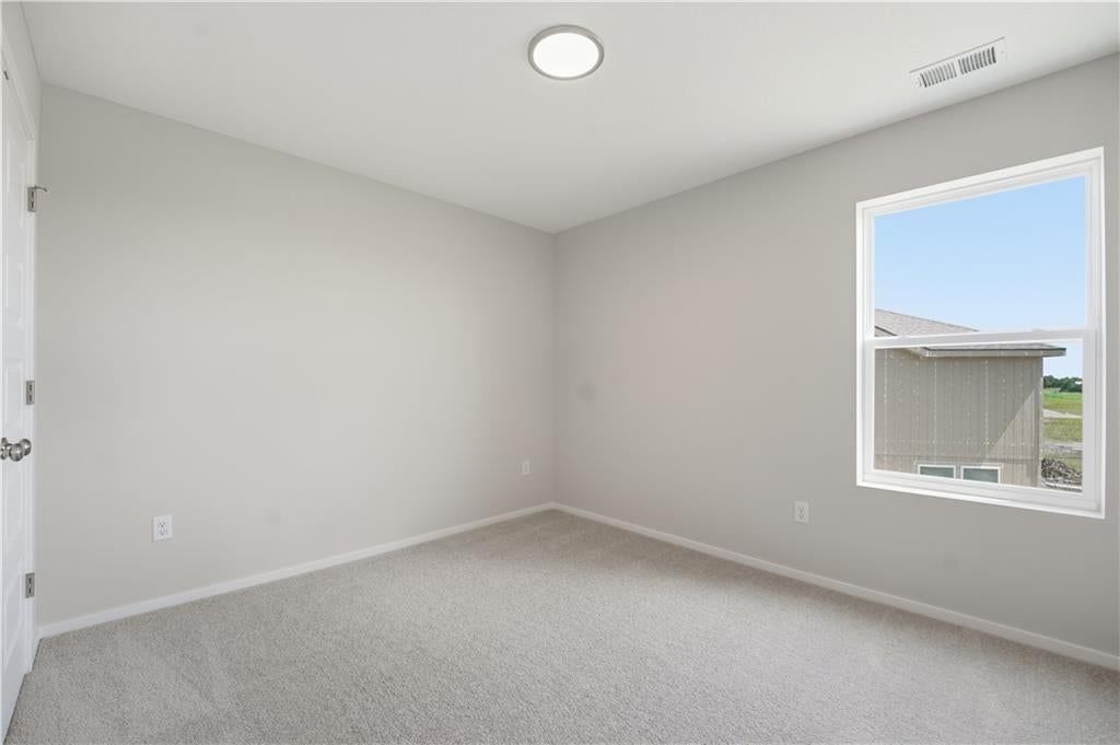 1328 SE Windbreak Drive — photo 23