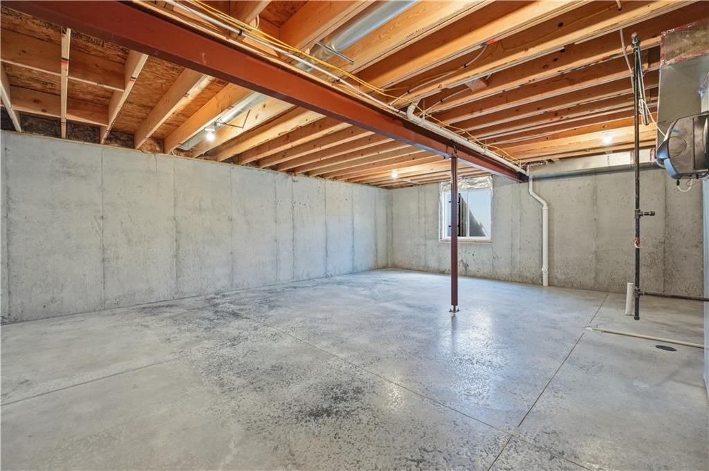 1328 SE Windbreak Drive — photo 32