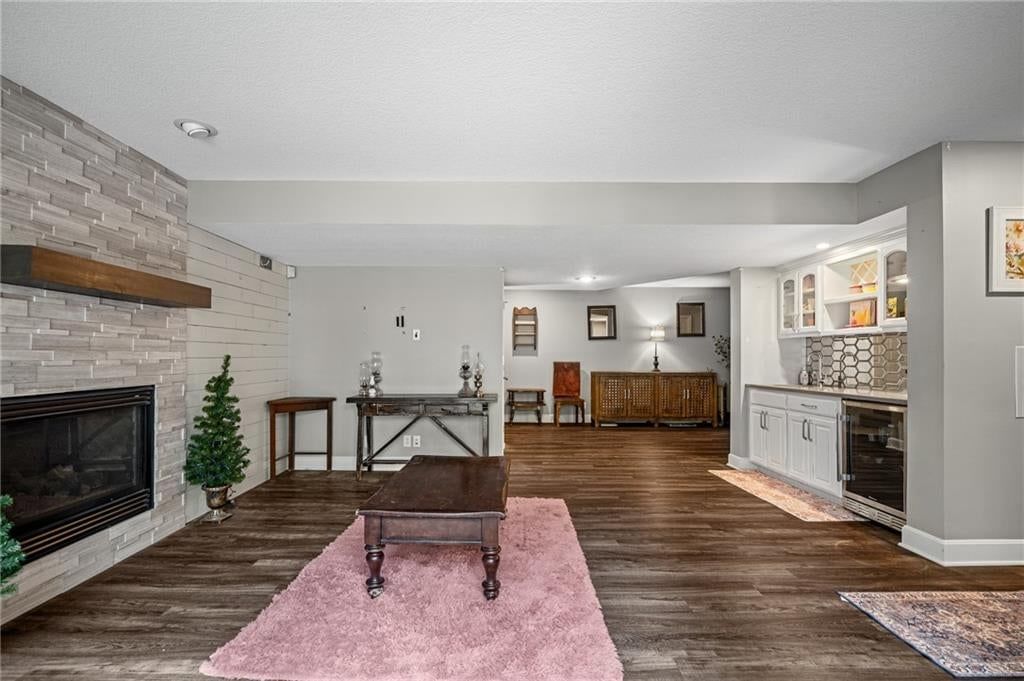 16102 Overbrook Lane — photo 47