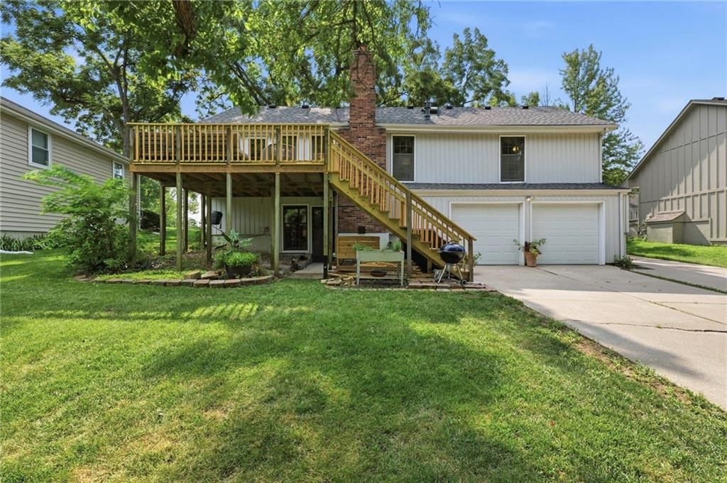 2048 NE Concord Street — photo 4