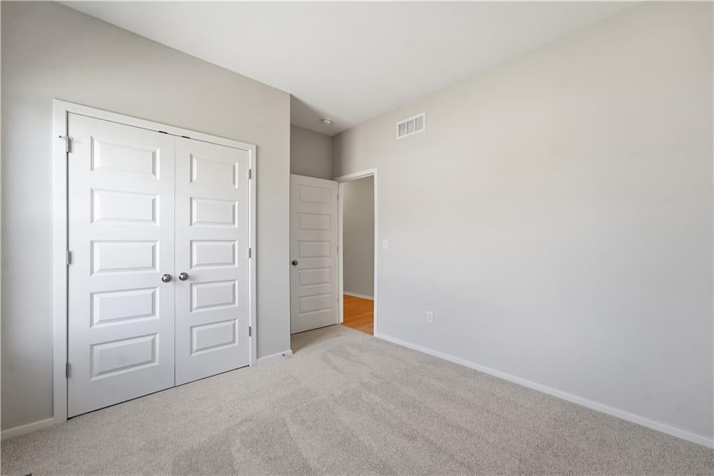 1217 SE Windbreak Street — photo 5