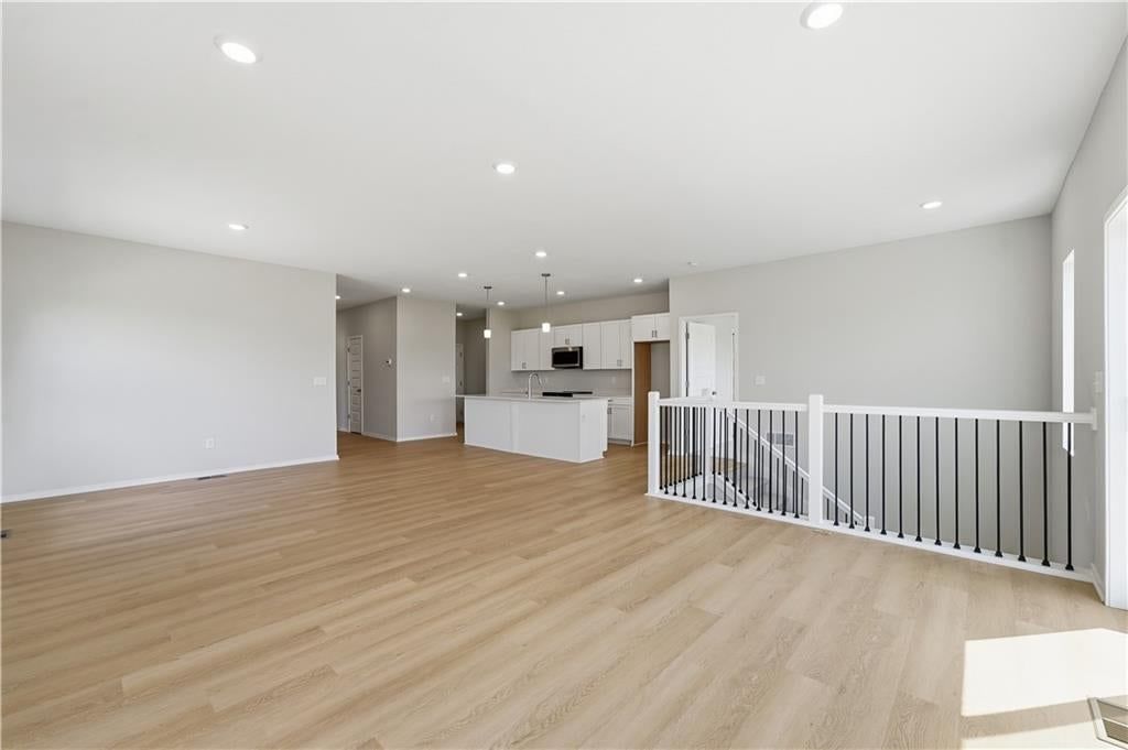 1217 SE Windbreak Street — photo 10