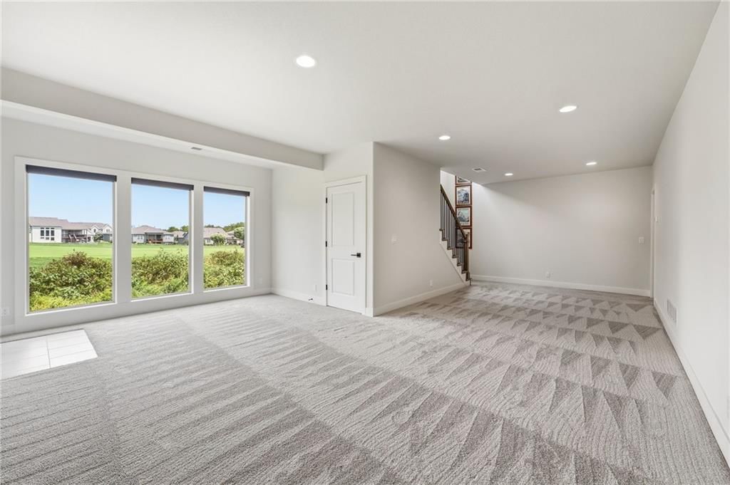 914 Churchill Circle — photo 27