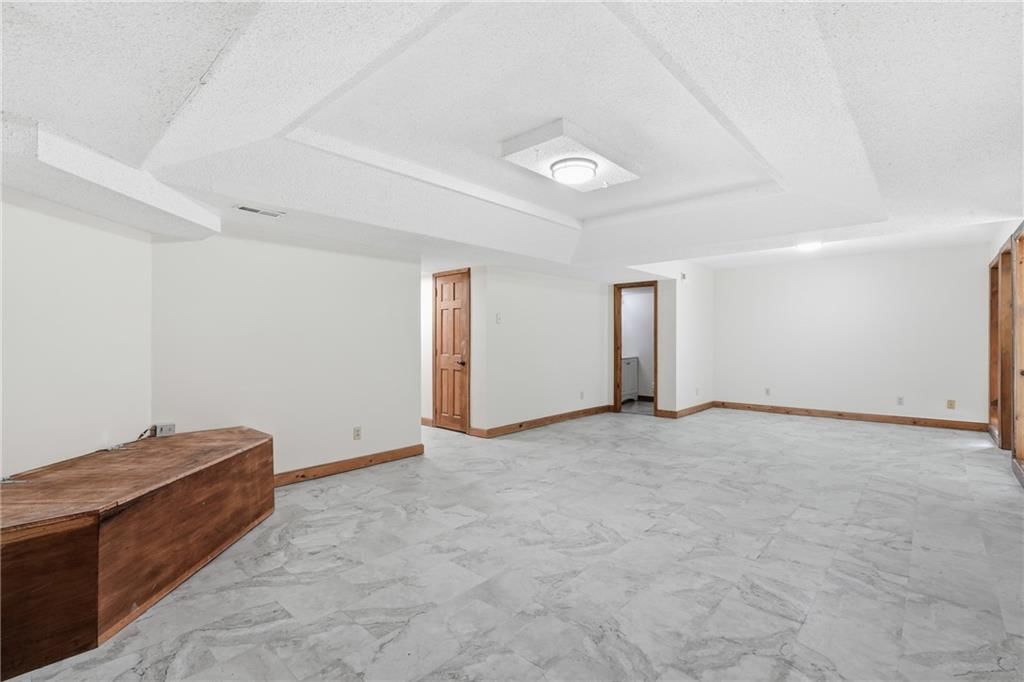 1366 Wildbriar Drive — photo 16