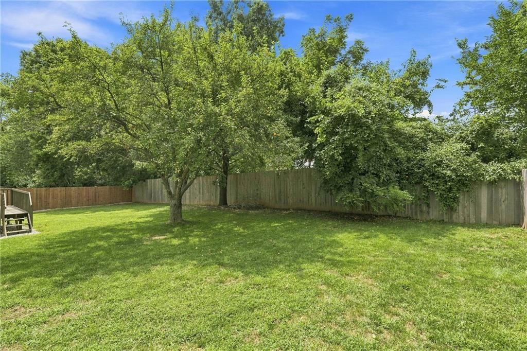 1366 Wildbriar Drive — photo 23