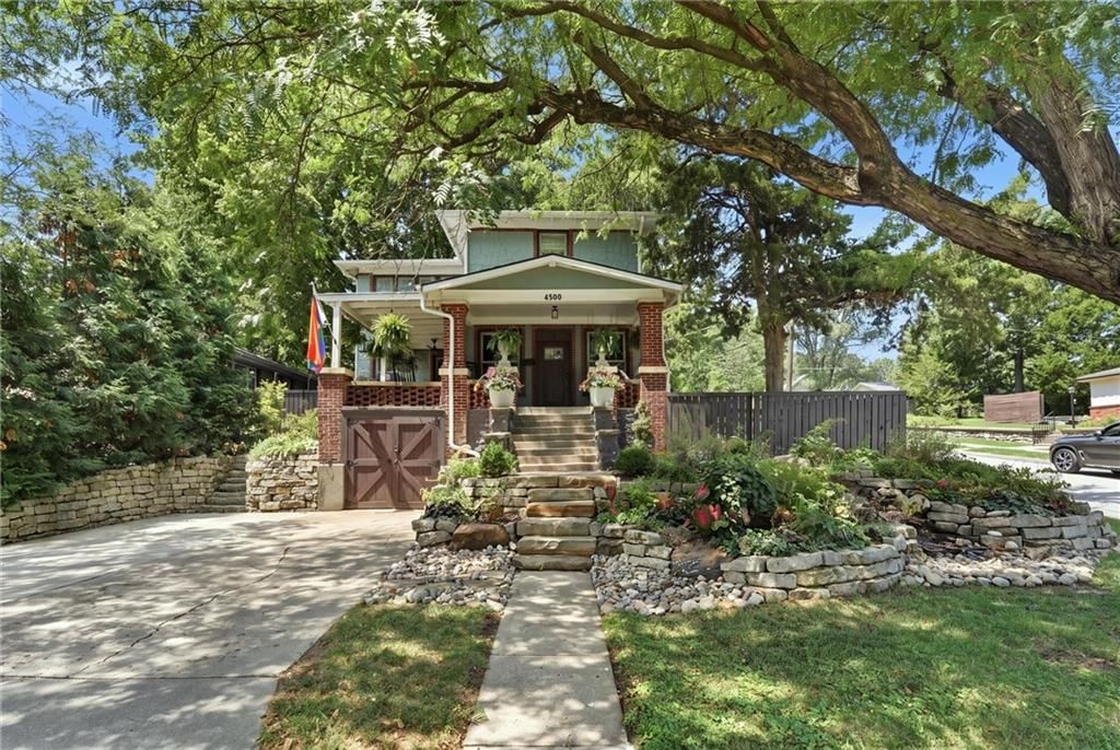 4500 Adams Street — photo 1