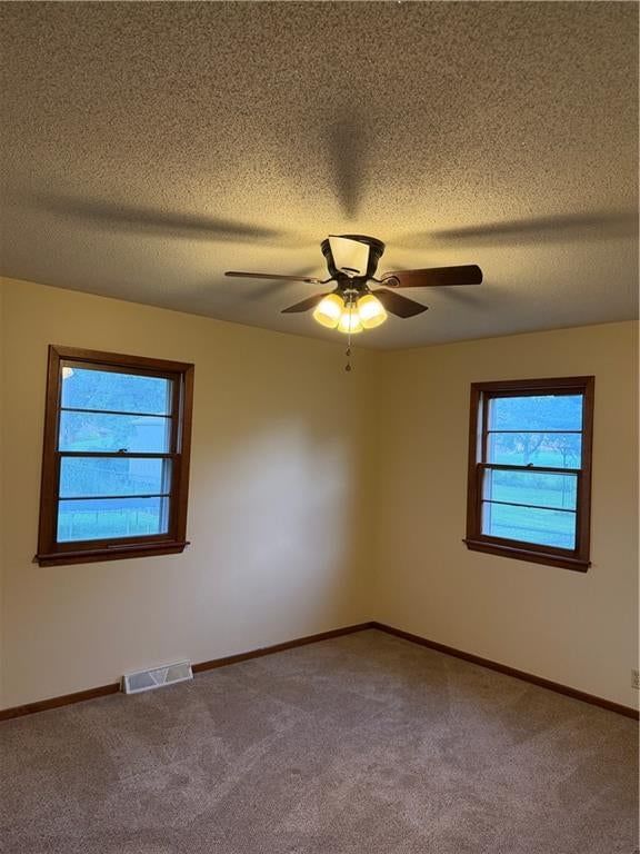 1605 S Pine Street — photo 18