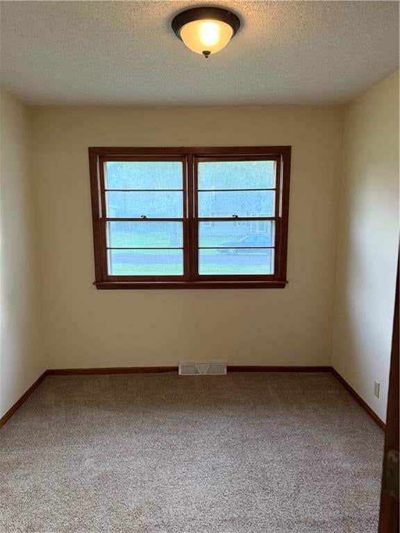 1605 S Pine Street — photo 20