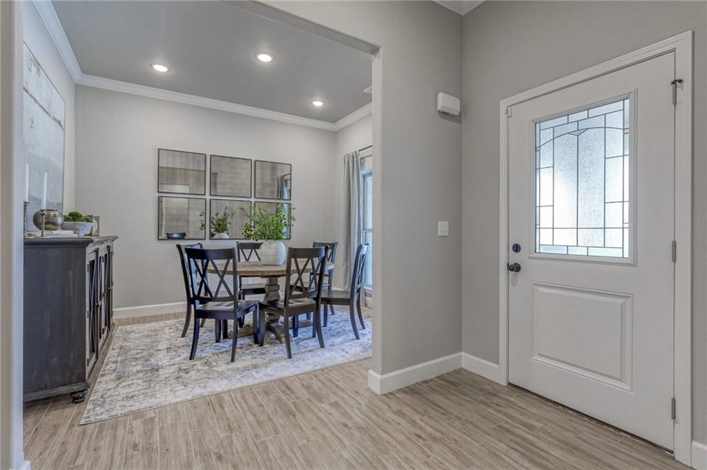 9283 Pickering Street — photo 5