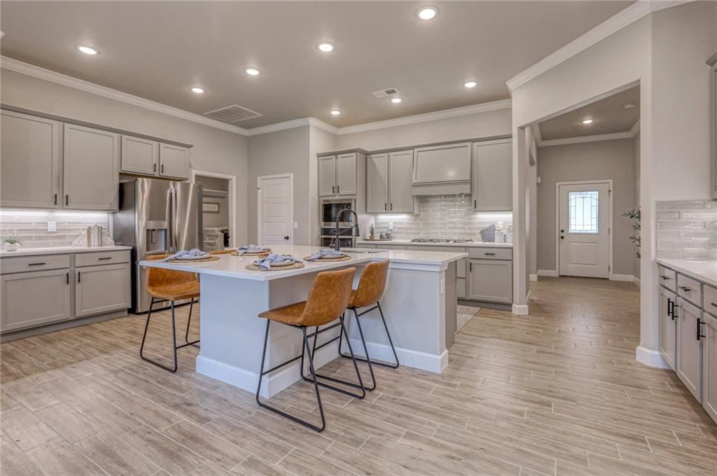 9283 Pickering Street — photo 10