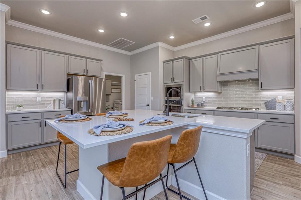 9283 Pickering Street — photo 11