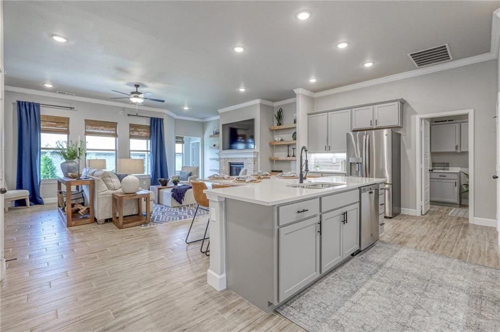 9283 Pickering Street — photo 14