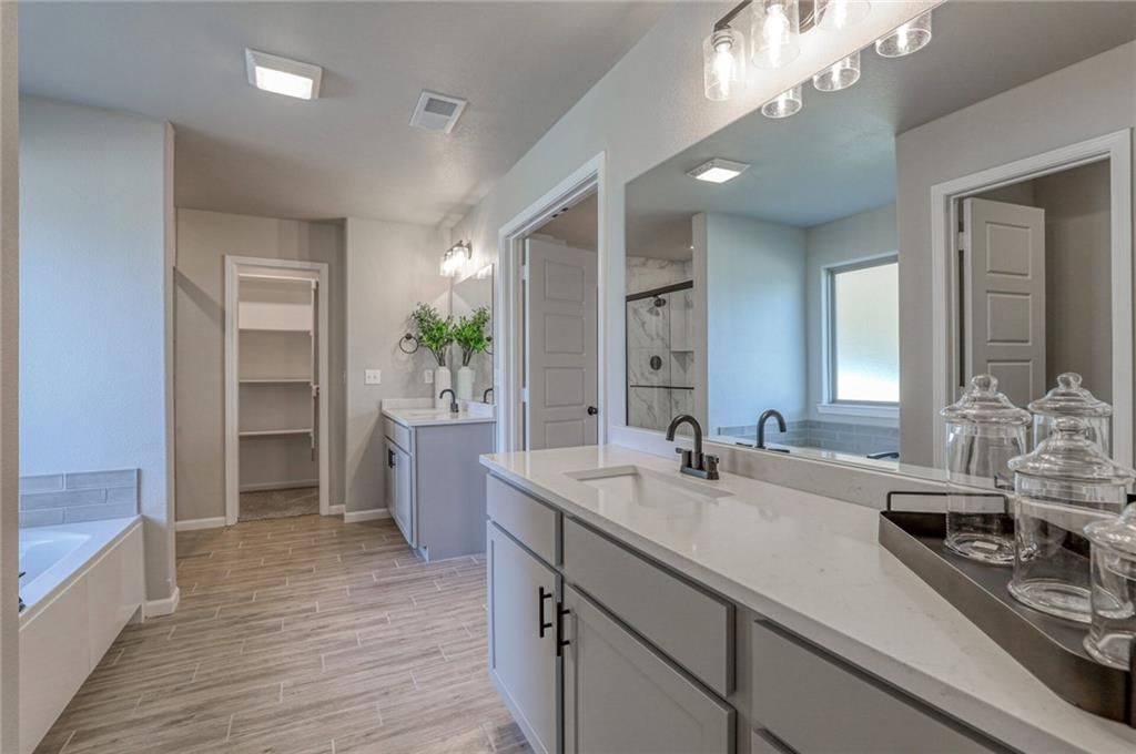 9283 Pickering Street — photo 22