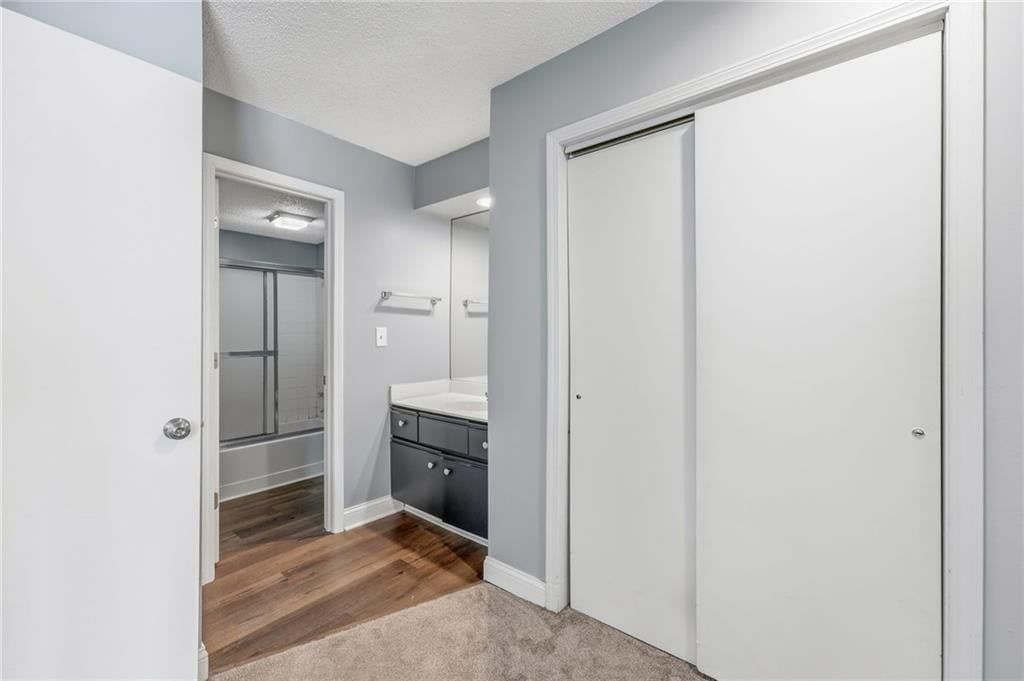 Photo 20 of 32 - 8751 W 106TH Terrace, Overland Park, KS 66212