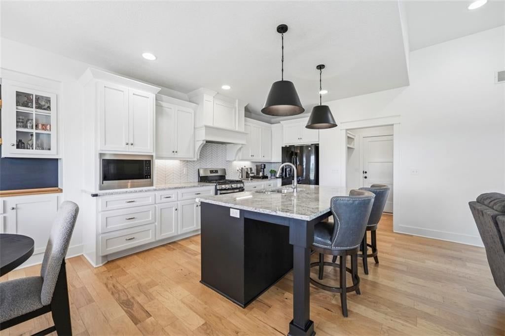 16412 Mustang Street — photo 21
