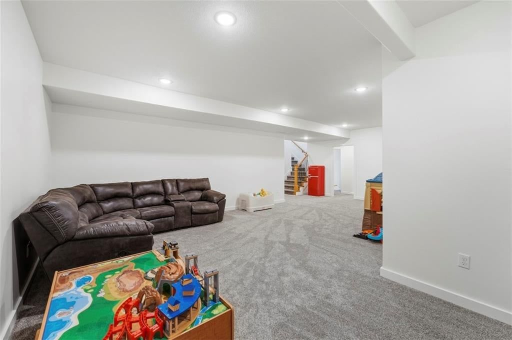 16412 Mustang Street — photo 37