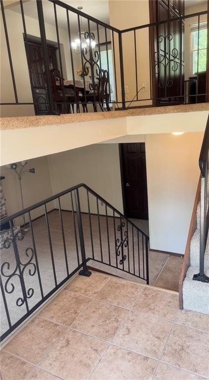 2901 NW Castle Drive — photo 2
