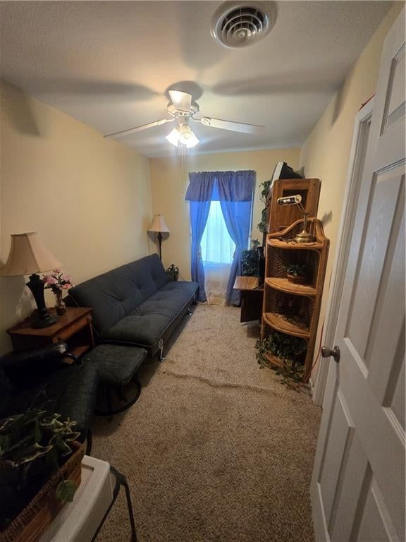 634 W Lindsey Street — photo 4