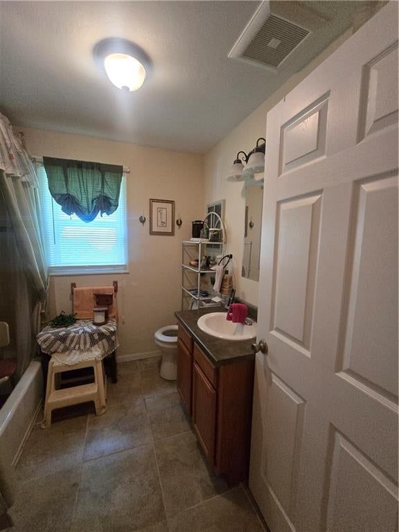 634 W Lindsey Street — photo 6