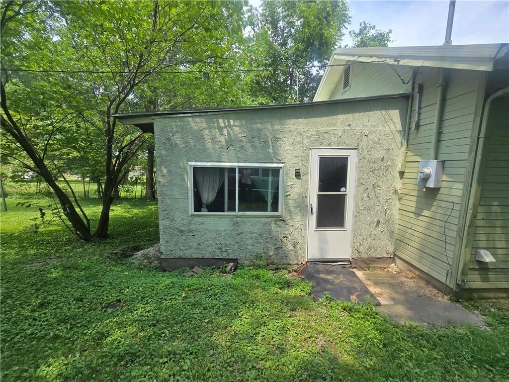 634 W Lindsey Street — photo 15