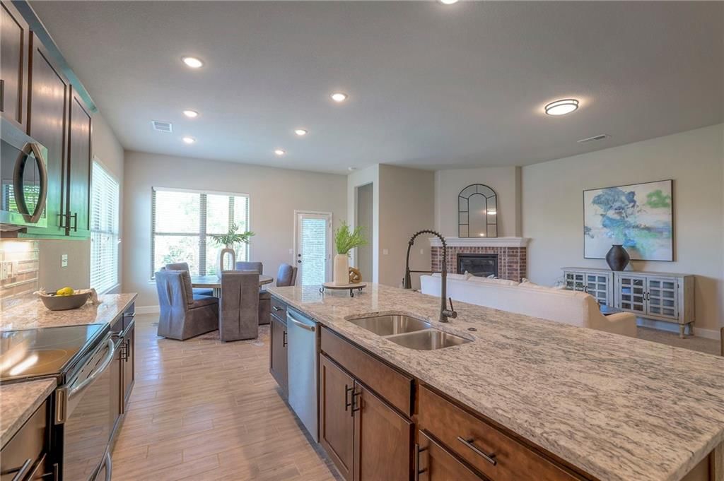 25375 W 92nd Terrace — photo 4