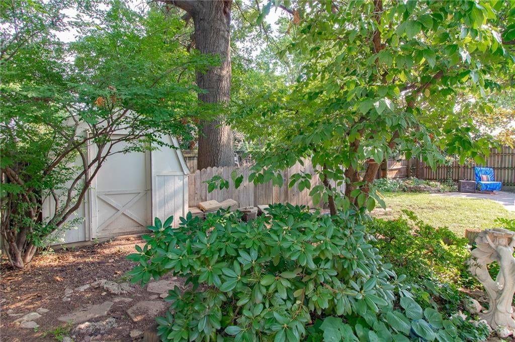 712 NW 10 Street — photo 59