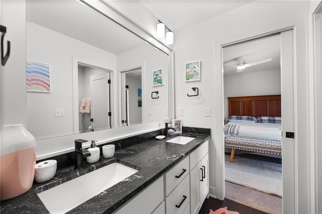 2215 SW Hook Farm Drive — photo 32