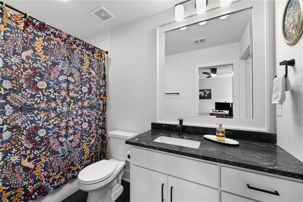 2215 SW Hook Farm Drive — photo 35