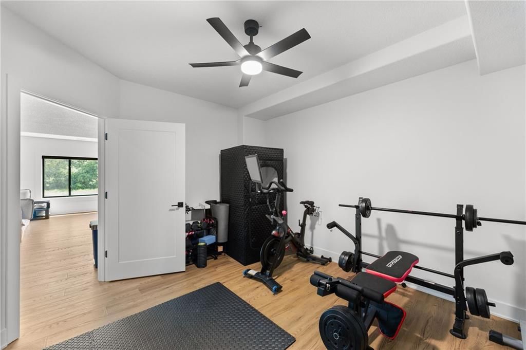 2215 SW Hook Farm Drive — photo 38