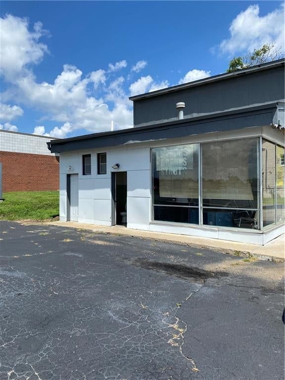 6140 Blue Ridge Boulevard — photo 4