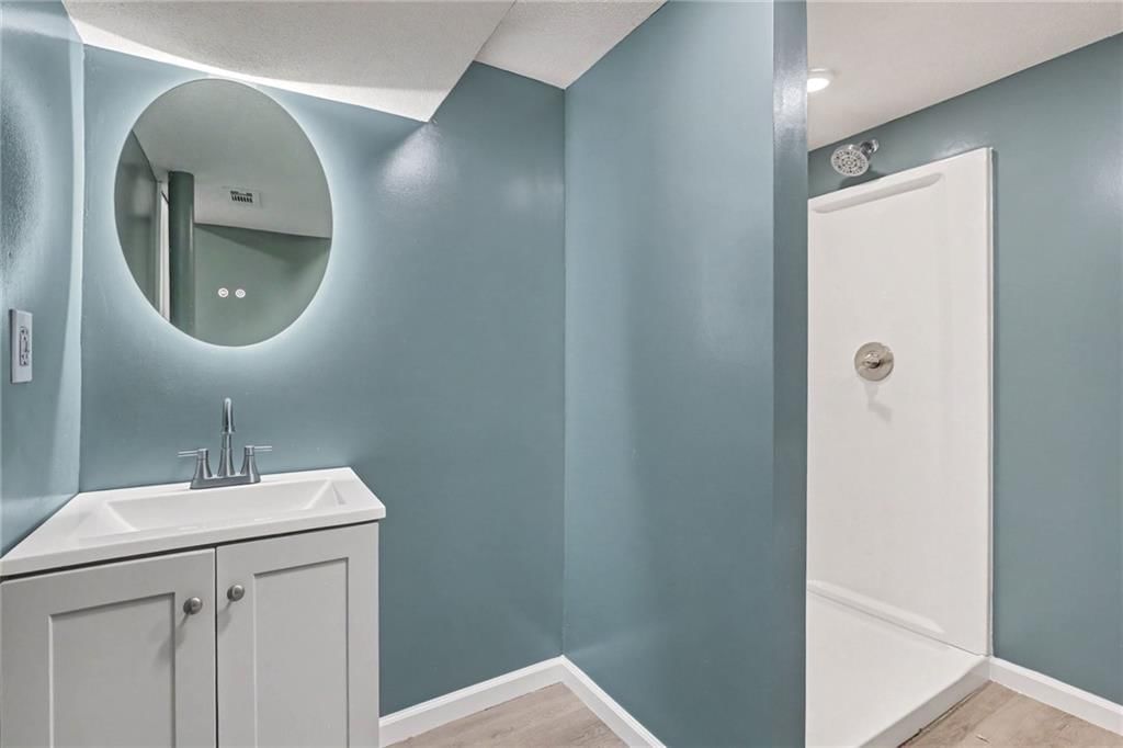 408 NE Richardson Place — photo 21