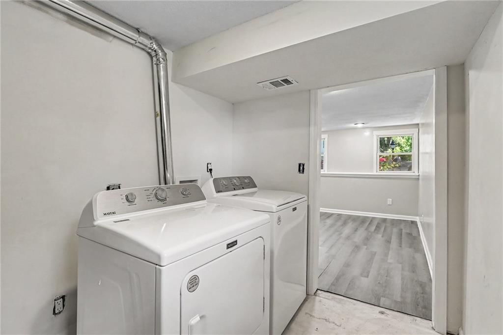 408 NE Richardson Place — photo 22