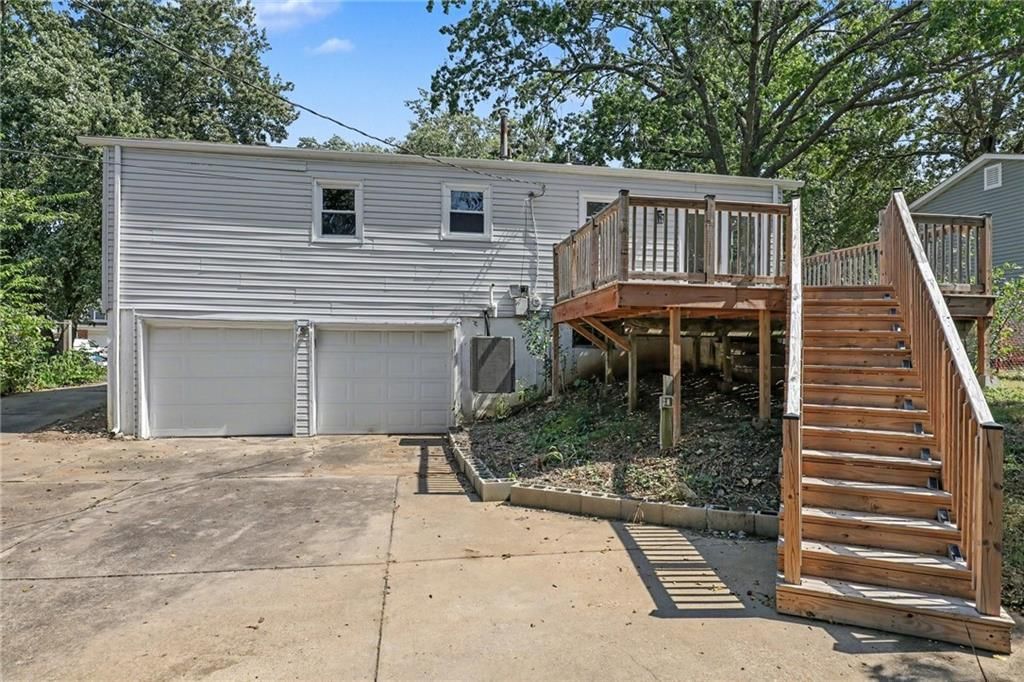 408 NE Richardson Place — photo 26