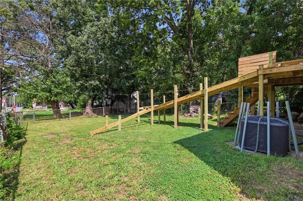 3744 Benton Boulevard — photo 29