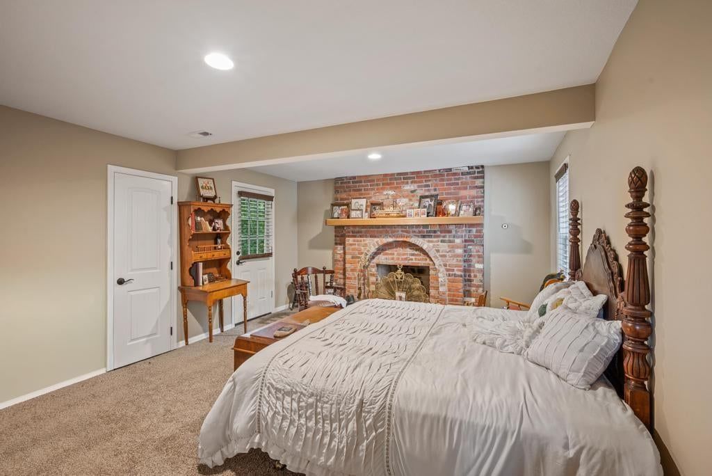 8016 N Garfield Avenue — photo 16