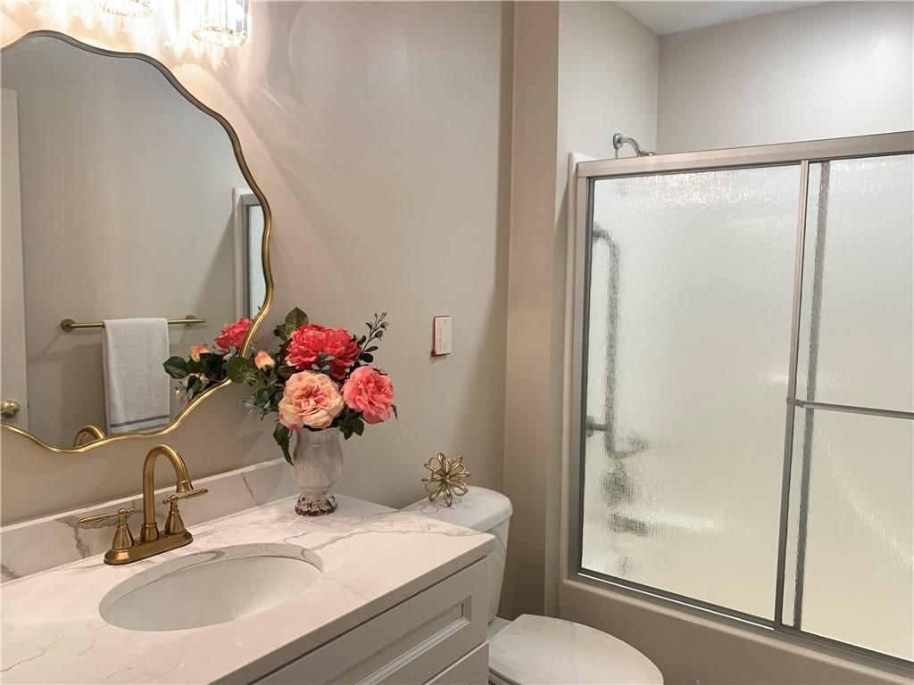 1404 W Stone Boulevard — photo 19