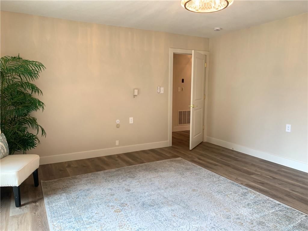 1404 W Stone Boulevard — photo 23