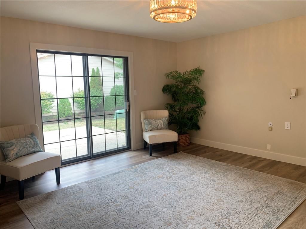 1404 W Stone Boulevard — photo 24
