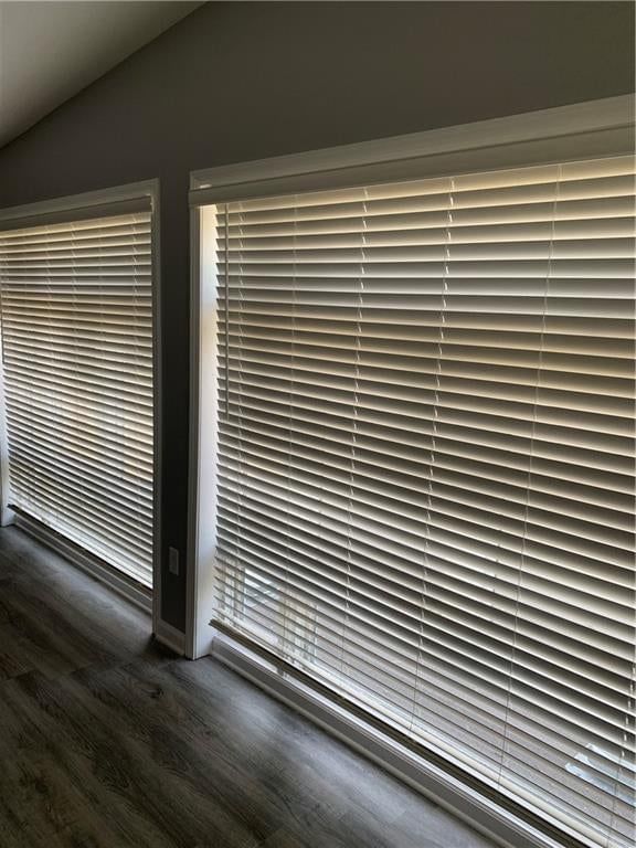 16004 Valentine Avenue — photo 14