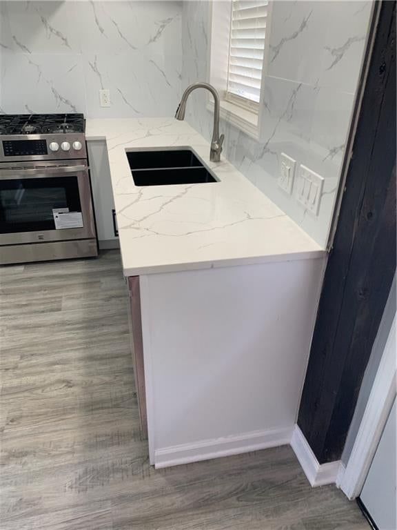 16004 Valentine Avenue — photo 17
