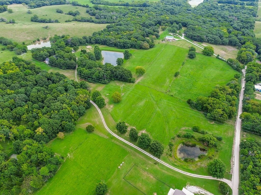 20540 Turner Road, Leavenworth, KS: listing photo 3